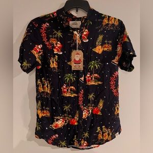 Vacation Christmas Button Up